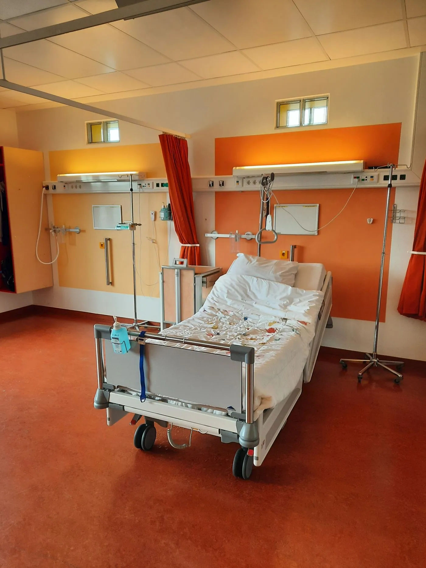 Hospital room and medical equipment